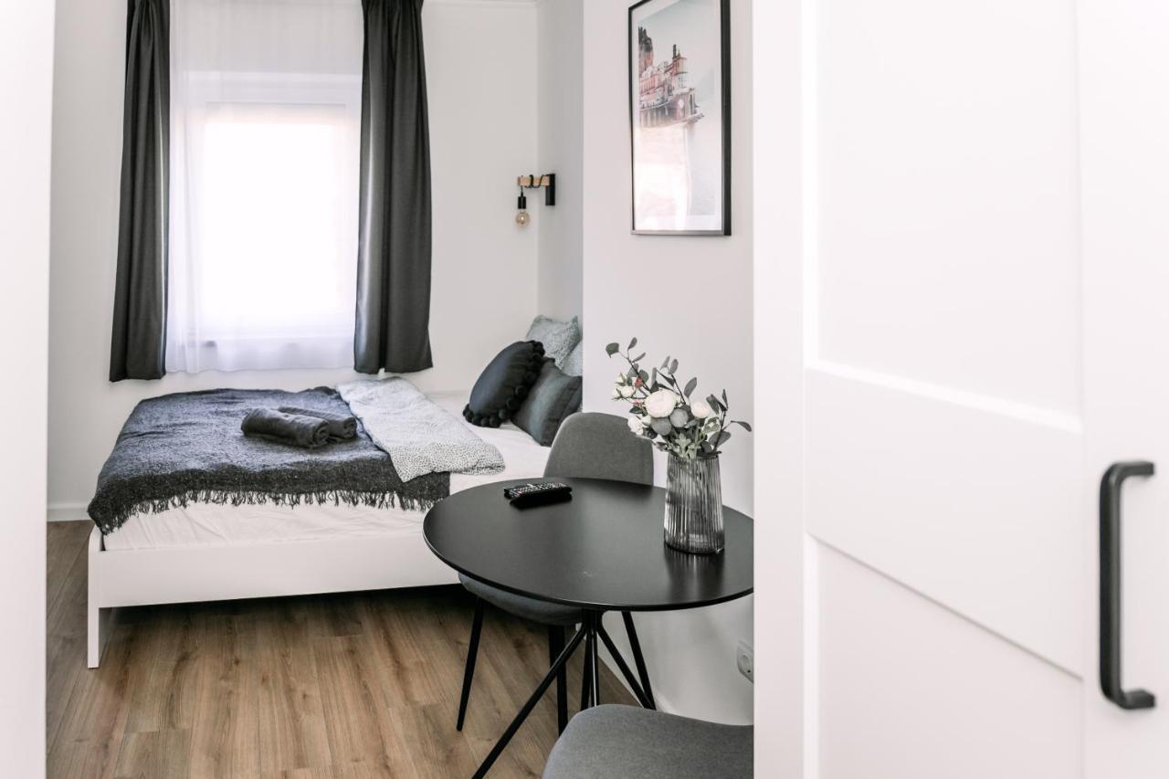 B15 - Wood&Black Apartman Győr Exterior foto